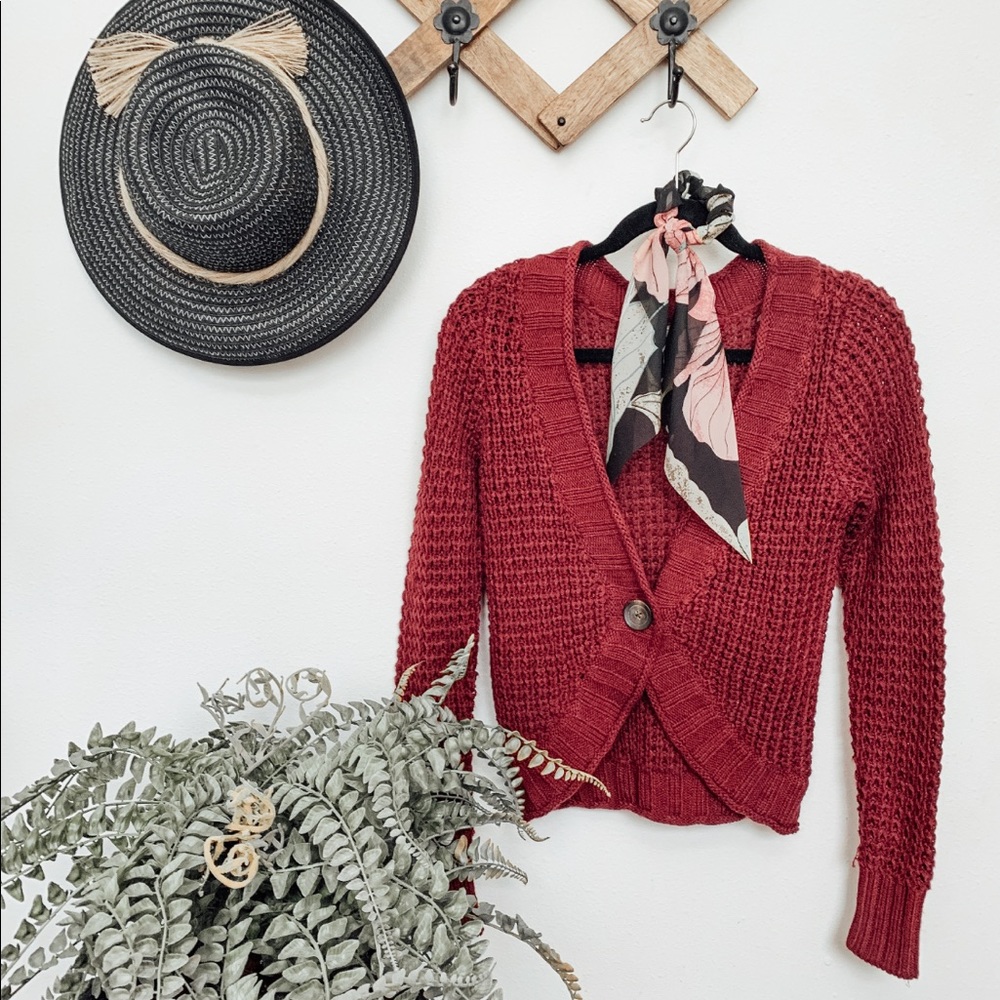 Cardigan sweater